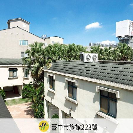 楓采汽車旅館 Fengyuan Exteriör bild