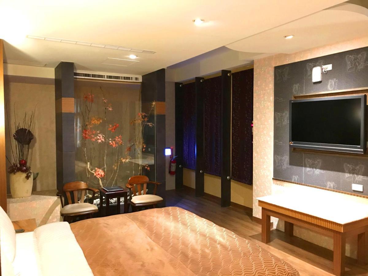 楓采汽車旅館 Fengyuan Exteriör bild