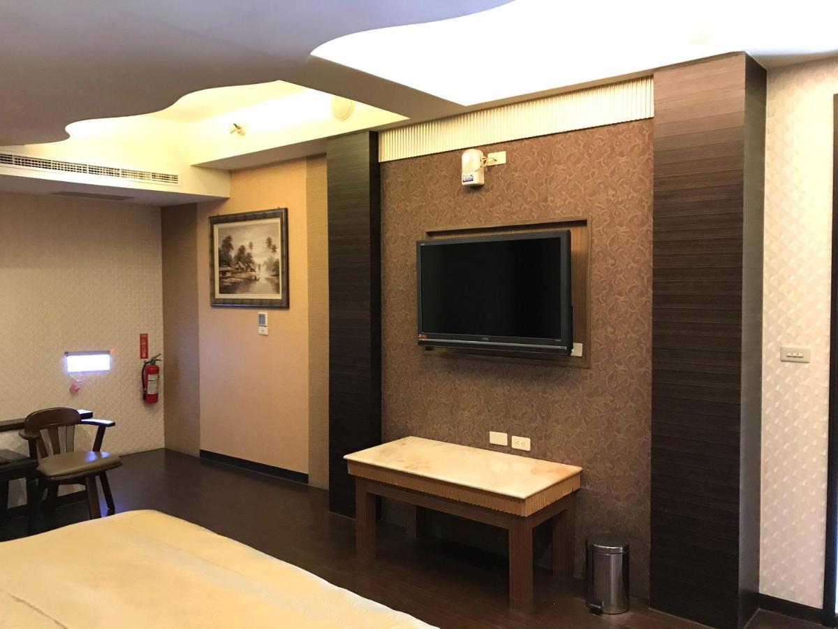 楓采汽車旅館 Fengyuan Exteriör bild